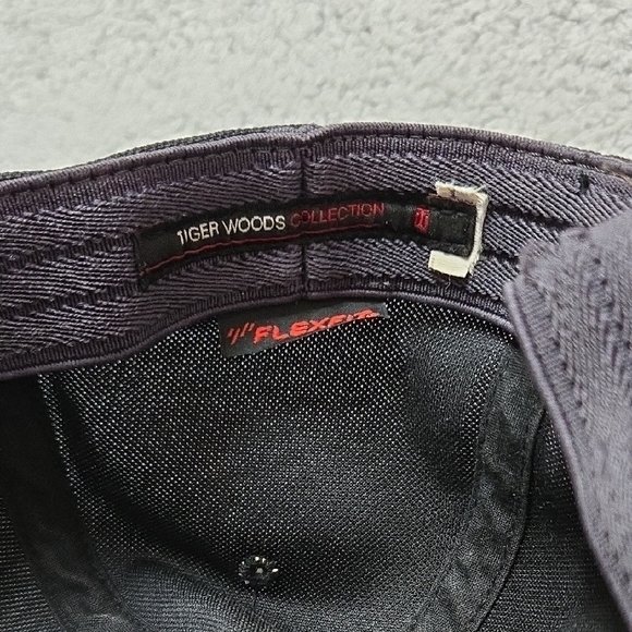 Classic Black Cap with Embroidered Logo - Picture 2 of 9